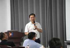 董事长王小召教授受河南省鹰城商会